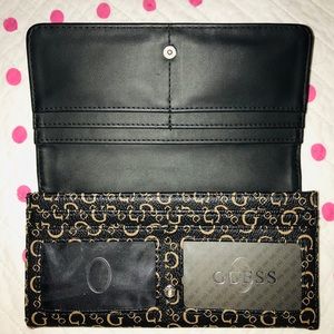 Guess wallet